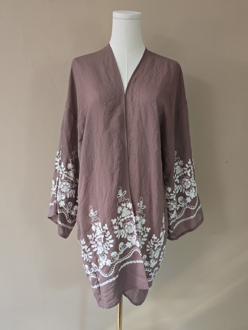 Women's Mauve Embroidered Kimono Jacket